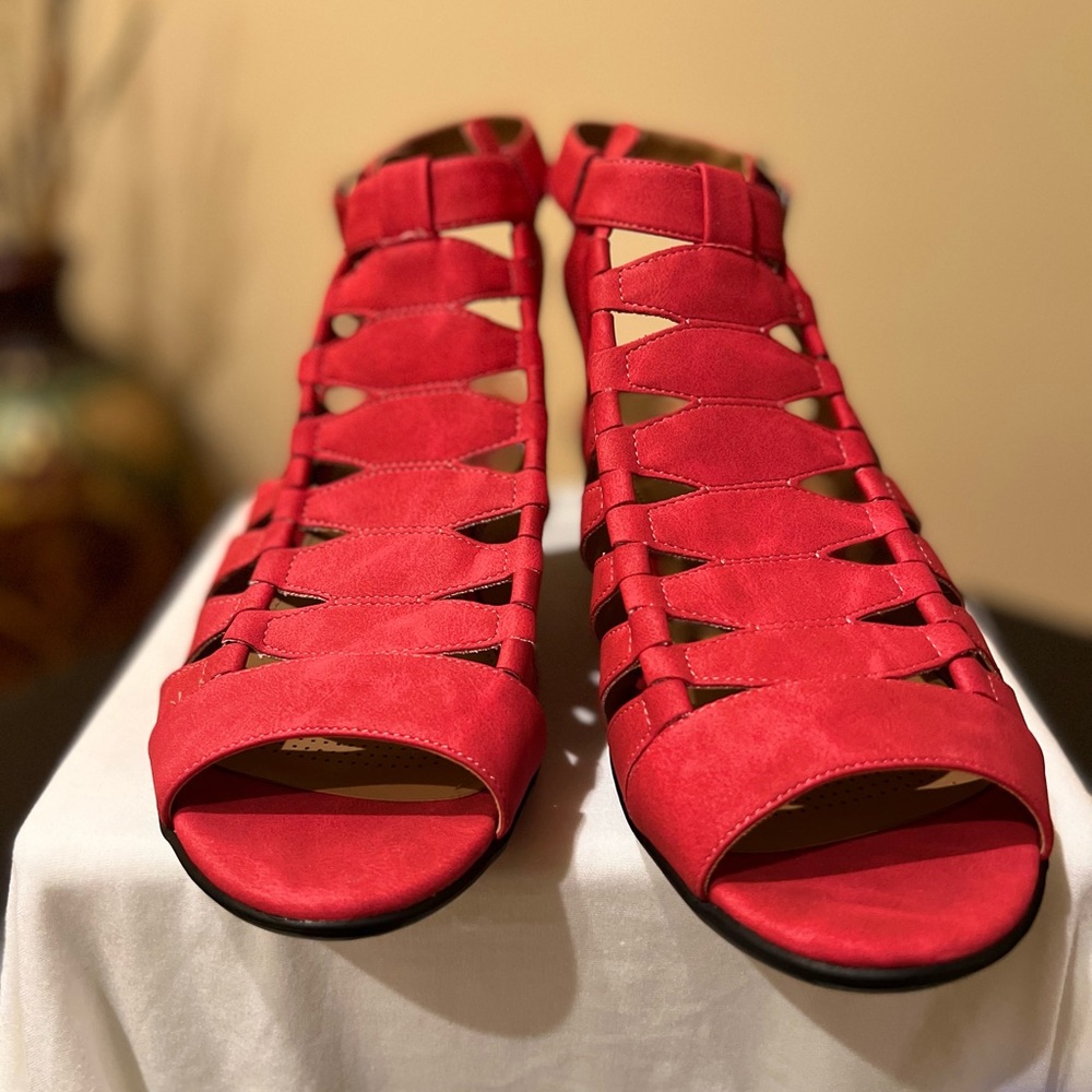 Red Comfortview Sandals